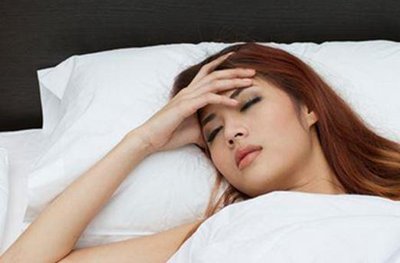 失眠“最怕”3个穴位，每天按揉下，调养气血，睡觉越来越香